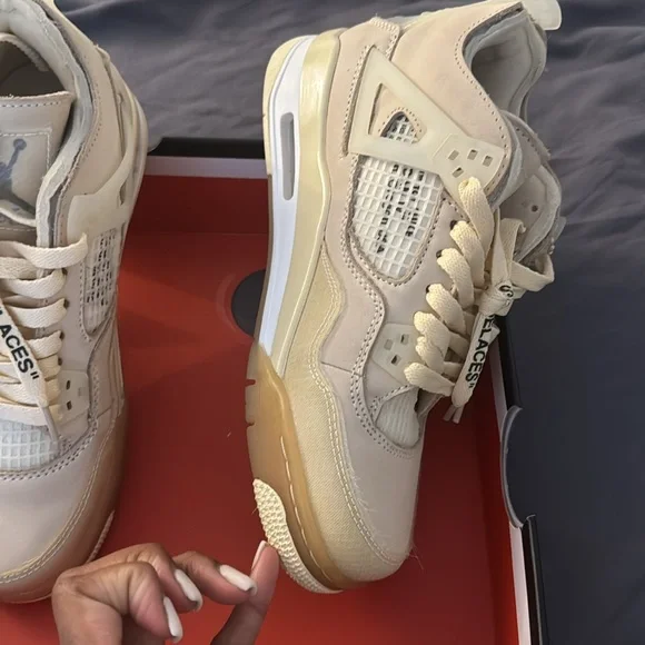 OFF WHITE 4’s!!! Only worn twice!!!!! - Picture 3 of 9